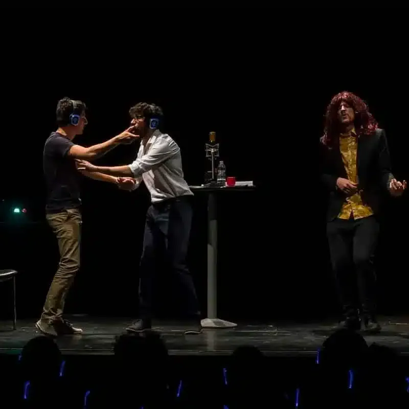 Silentsystem Teatro y Museos — show en vivo de teatro