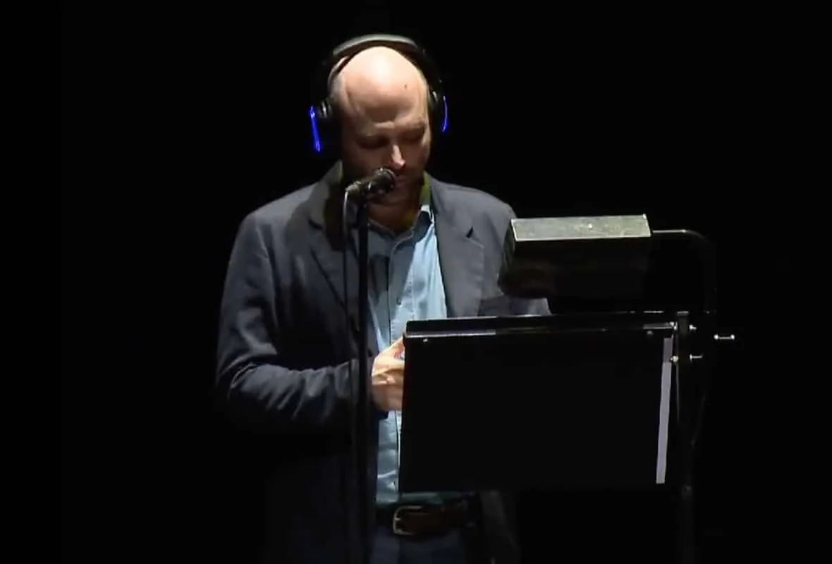 Roberto Saviano - live podcast at Piccolo Teatro Strehler with Silentsystem SX-553 wireless headphones