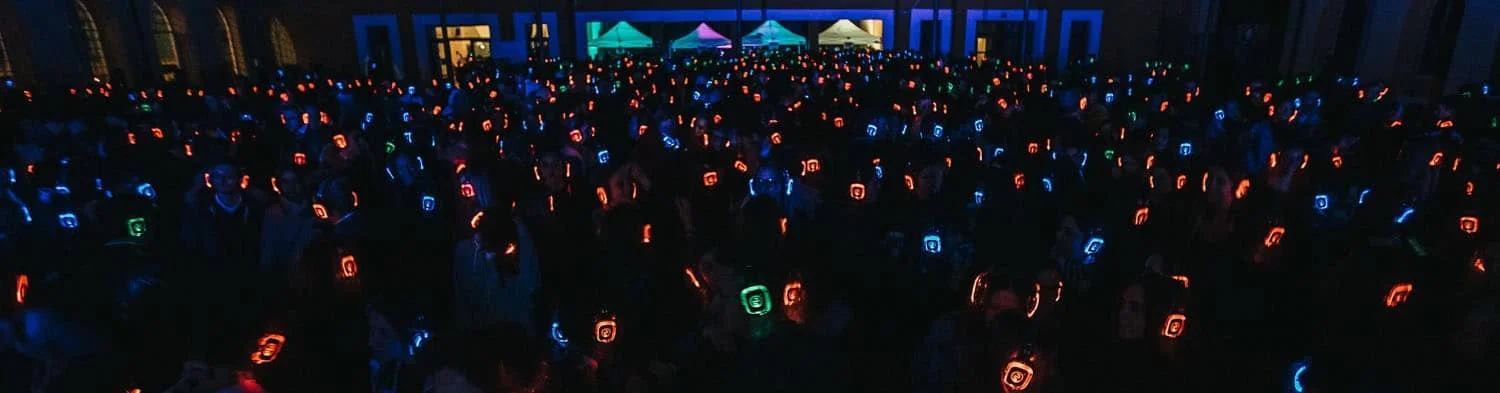 What is silent disco - silent disco with Silentsystem wireless headphones