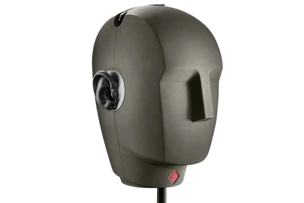 Neumann KU 100 Kunstkopf-Binauralmikrofon, Vorderansicht