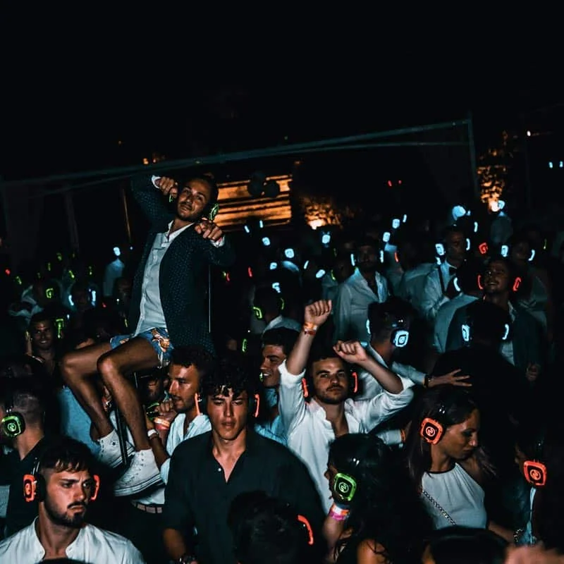 Silent disco con audífonos LED Silentsystem